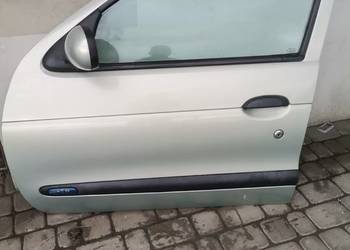 DRZWI LEWY PRZÓD RENAULT MEGANE 1 FL HB MV931