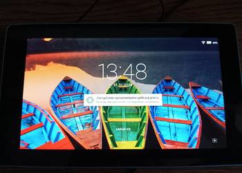 Tablet Lenovo TB3-710F