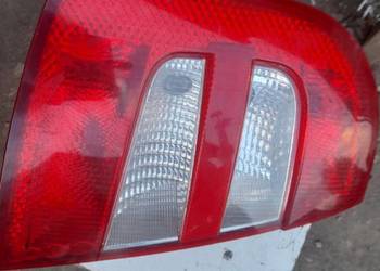 Lampy tył skoda fabia hatchback
