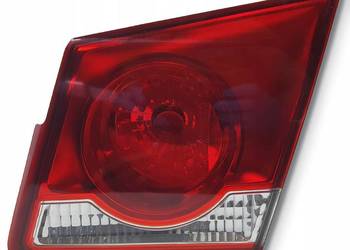 LAMPA PRAWA Chevrolet Cruze prawy tył pasażera w klapę 2008-2012