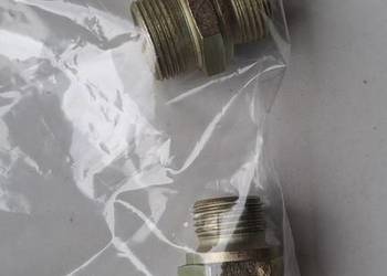 Króciec nypel przewodu chłodnicy oleju 034117233B Audi / VW