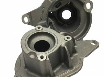 VOLVO XC70 prawe mocowanie amortyzator tyl AWD OE 8250448 VOLVO XC70 prawe mocowanie amortyzator tyl AWD OE 8250448