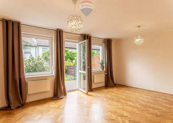 Dom szeregowy ogródek garaż