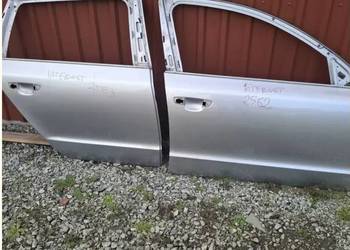 SKODA SUPERB II KOMBI DRZWI PRAWE LA7W