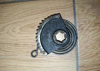 Sprężyna półksiężyca i półksiężyc WSK