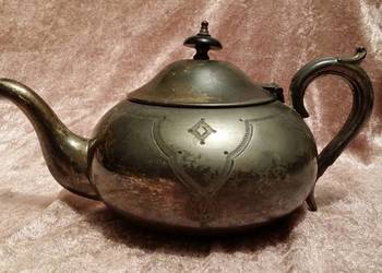 Czajnik stary angielski w kolorze metalicznym z numerem 25