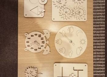 Tablica manipulacyjna, edukacyjna, bawi i uczy