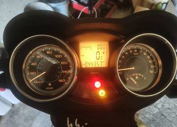 Piaggio X-evo licznik zegary
