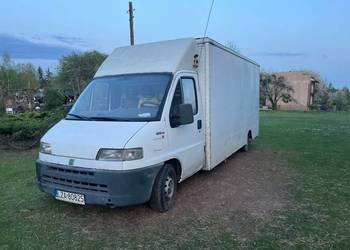 Samochód dostawczy