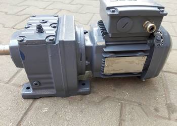 Motoreduktor  0,37 kW/18 obr.