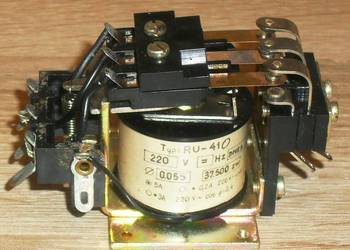 Przekaźnik RU-410-220-3, 3P, 5 A / 220 V, cewka 220 VDC; LUMEL