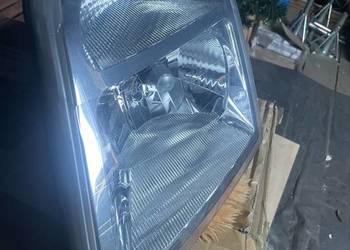 Lampa Przednia lewa Ford Transit 2013