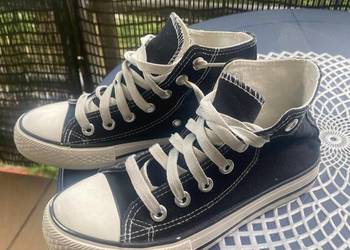 Trampki lekko używane - 36