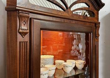 Witryna Rogowa włoska Selva, podświetlana.