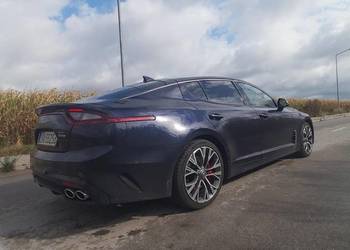 Kia stinger gt benzyna