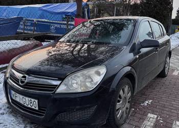 Opel Astra H czarna hatchback na części