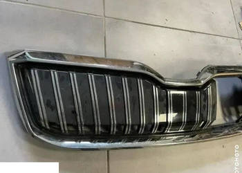 Skoda Superb 3v0 18- lift atrap przód Plug in