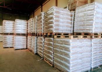 Pellet sosnowy ENplus A1 Niemcy – czyste spalanie | Dostawy w Polsce
