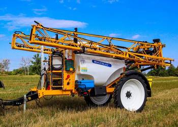 Opryskiwacze zaczepiane Boguslav - Titan pro 3200