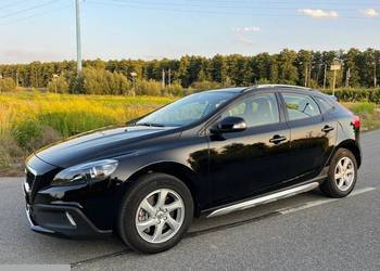 Volvo V40 Cross Country 2.0 benzyna 152KM 2017r