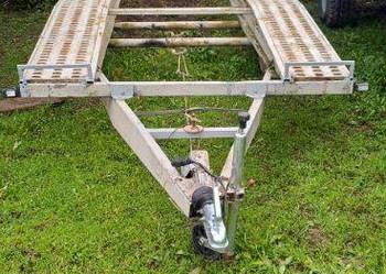 Sprzedam lawetę sam 1500ładowność