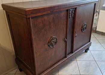 Drewniana komoda vintage