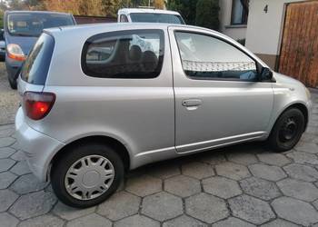 sprzedam toyota yaris silnik 1.0 benzyna