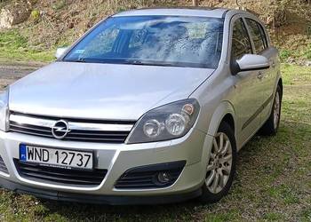 Opel Astra H 2005 ekonomiczne auto doinwestowane