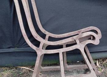 Sprzedam żeliwne elementy ławki z okresu PRL