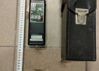 Miernik cęgowy PK 300 + etui (pokrowiec)