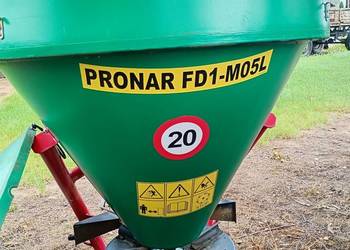 Rozsiewacz nawozu Pronar Lej
