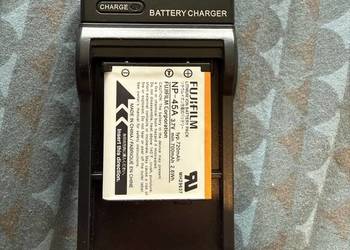 Ładowarka USB do baterii aparatów EN-EL10 / LI-40B / NP-45