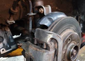 Golf MK1 GTI cabrio jarzma zwrotnice tarcza wentylowane