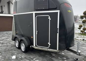 Przyczepa do przewozu 2 koni