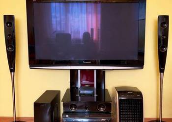 Panasonic Viera 42” + 4 głośniki LG – kino w domu!