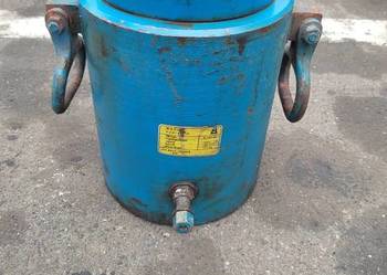 Siłownik hydrauliczny 100t
