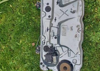 Podnośnik szyby prawy przedni przód Volkswagen Polo 9N IV 3d