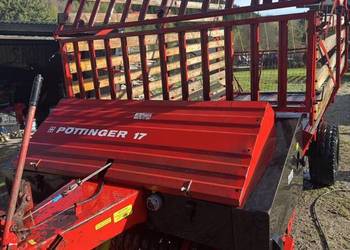 Przyczepa samozbierająca przyczepy samozbierające zbierak do siana trawy