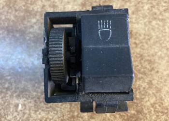 Włącznik świateł VW Golf I .