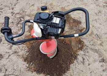 Sprzedam wiertnice do gleby Honda GX 35 plus 4 wiertła i przedłużka 40 cm