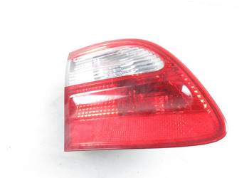 LAMPA LEWA TYLNA KLAPA MERCEDES 211 A2118201364