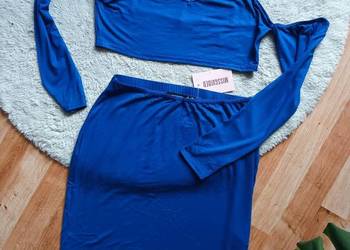 Komplet marki MISSGUIDED top i spódniczka