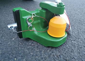 Zaczep kulowy John Deere K80 zaczep odlew 4 tony