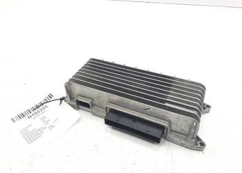 WZMACNIACZ AUDI A5 8T0035223Q