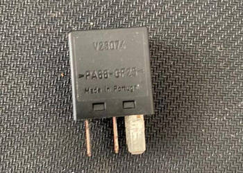 TE Connectivity - V23074A1001A403