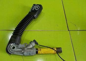 BMW E83 X3 zapinka pasa prawa przod z napinaczem