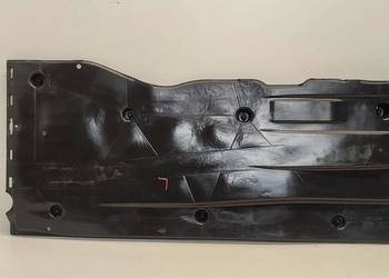 SKODA KAROQ OSŁONA PODWOZIA LEWA 5WA825201H