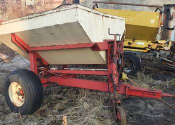 Rozsiewacz wapna nawozów piasku piaskarka