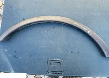 Opel Mokka listwa błotnika prawy tył