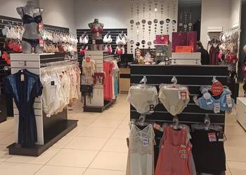 SKLEP - KOMPLETNE WYPOSAŻENIE SPRZEDAM.